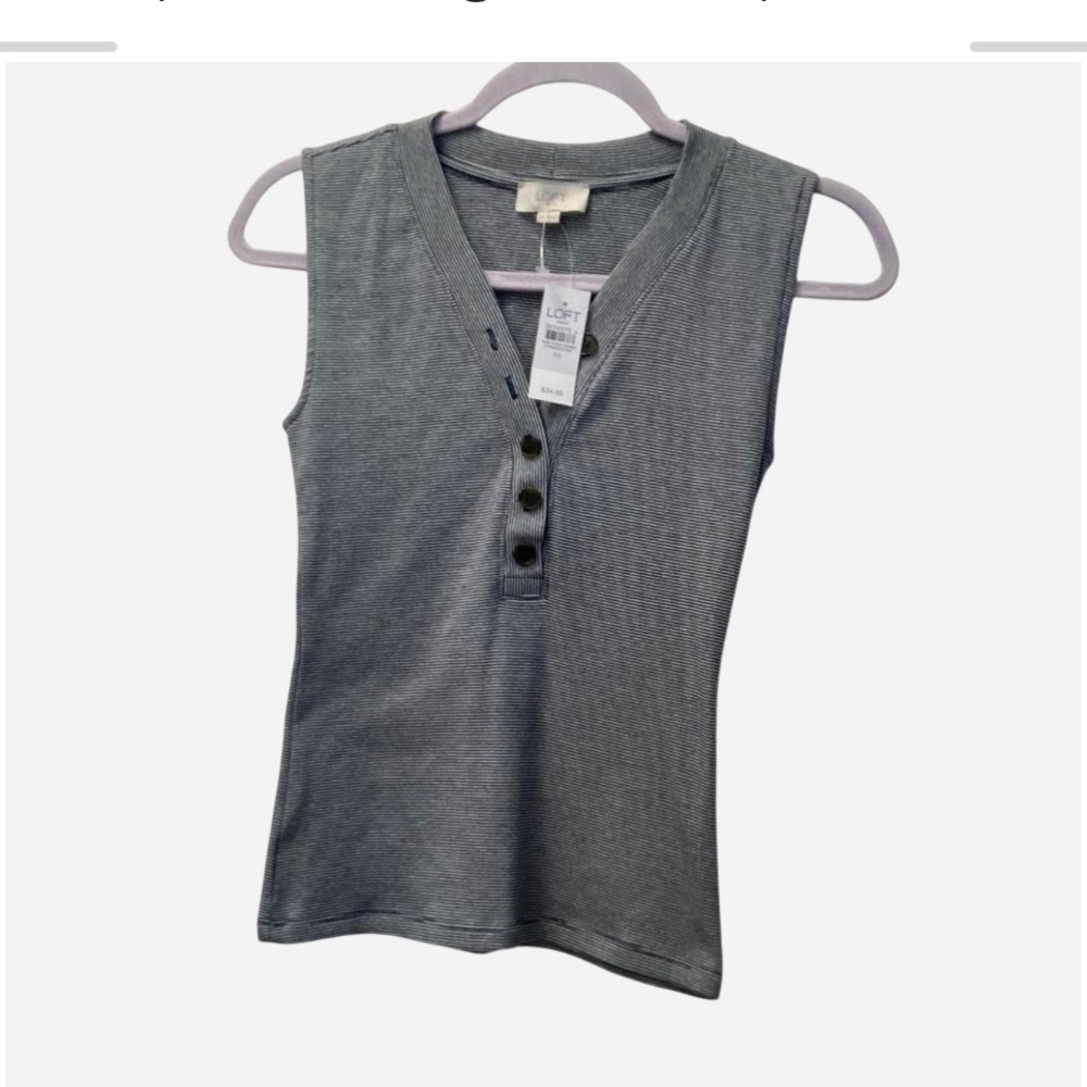 LOFT Charcoal Sleeveless Tank Top